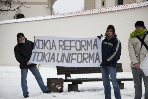 Kokia reforma, tokia uniforma